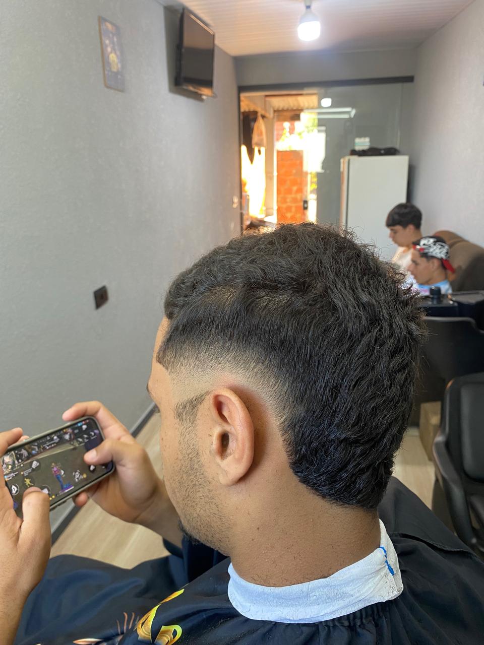 Corte texturizado realizado na Barbearia LK01